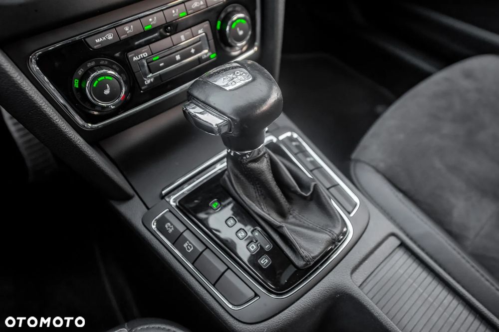 Skoda Superb 3.6 FSI 4x4 Elegance DSG - 30