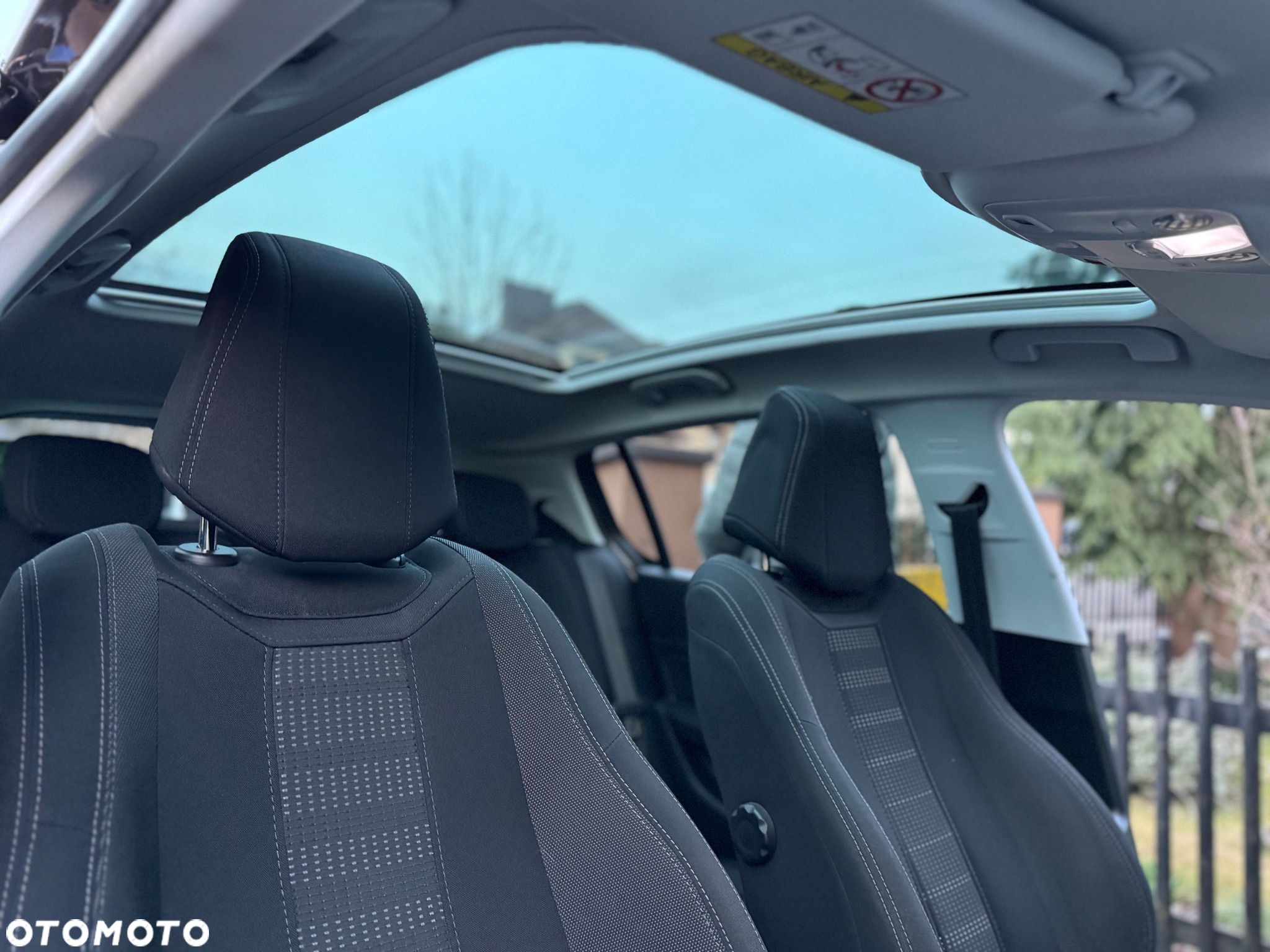 Peugeot 308 SW 1.6 BlueHDi Active S&S - 14