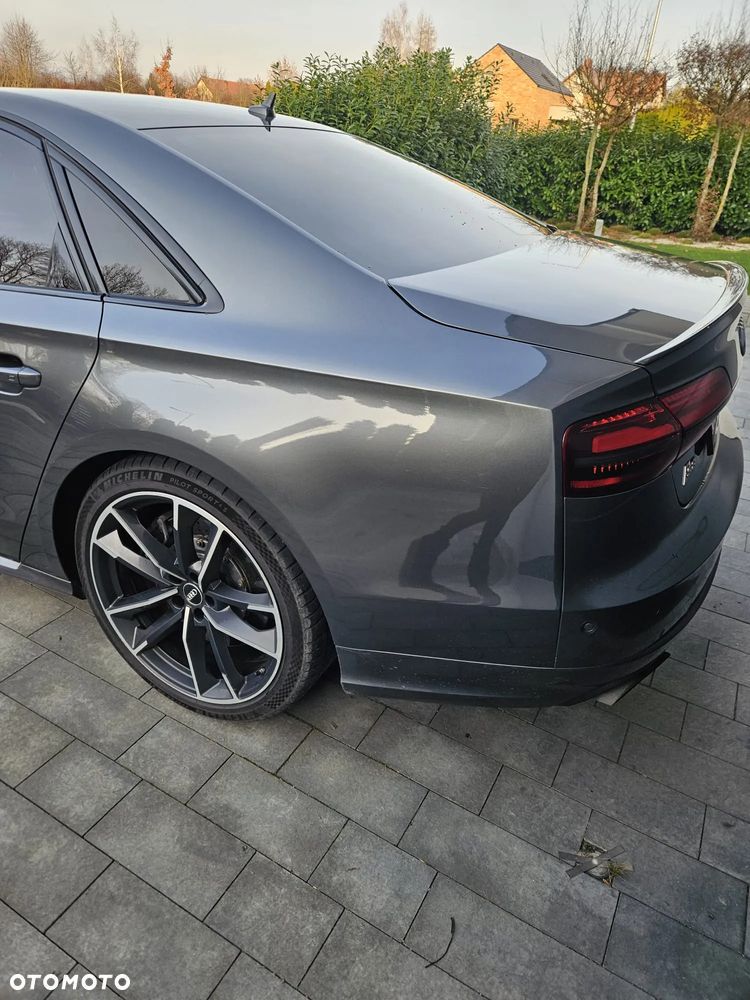 Audi S8 - 17