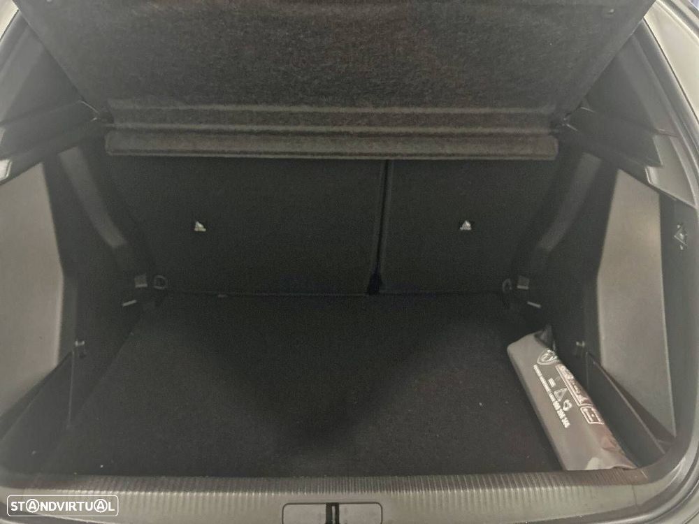 Peugeot 2008 1.2 Hybrid Allure e-DCS6 - 6