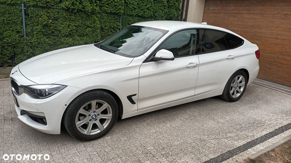 BMW 3GT 320i Advantage - 1