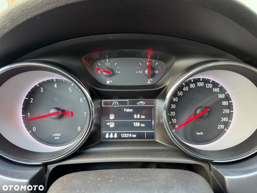 Opel Astra 1.4 T Dynamic - 10