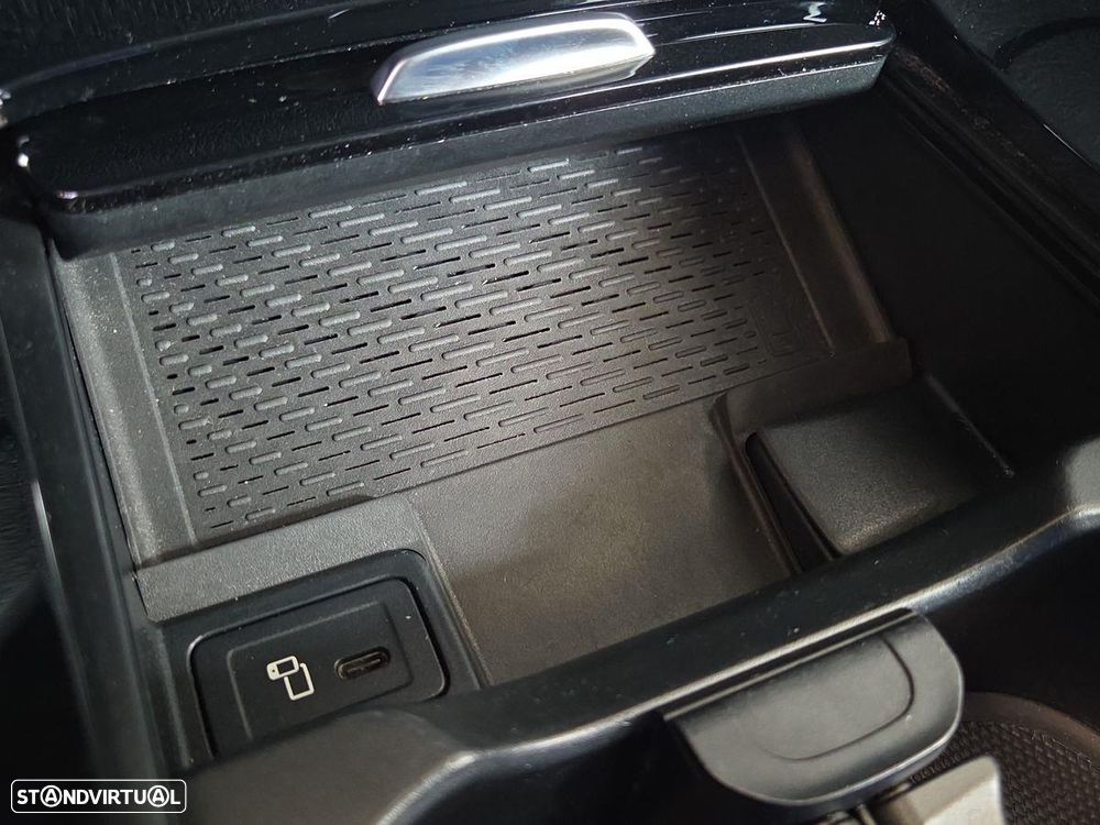 Mercedes-Benz EQB 350 4Matic AMG Line - 22