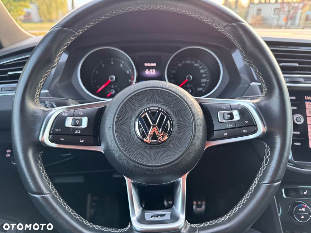 Volkswagen Tiguan - 38