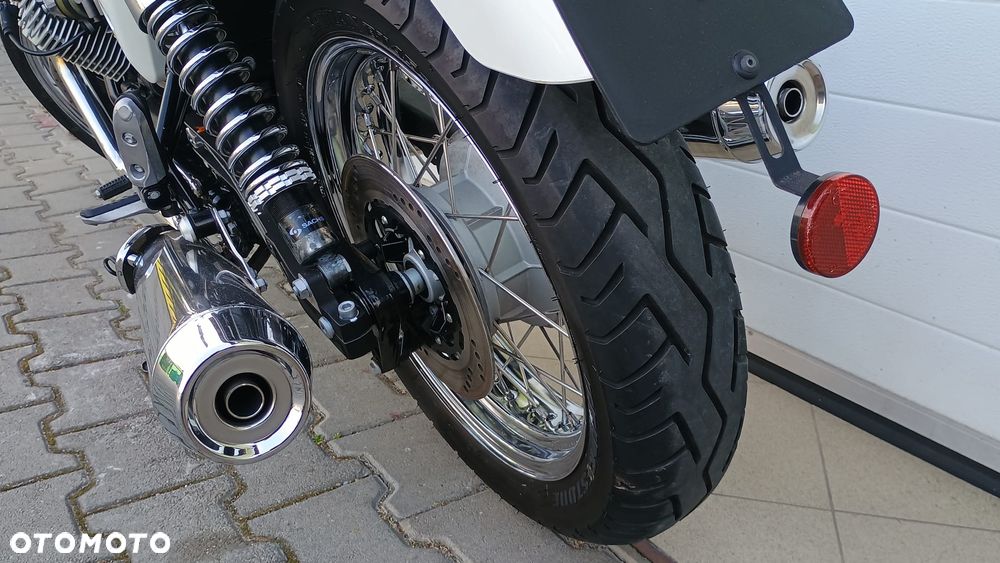Moto Guzzi V7 - 21