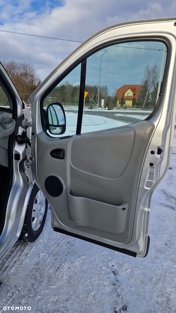 Renault TRAFIC L2H1 - 15