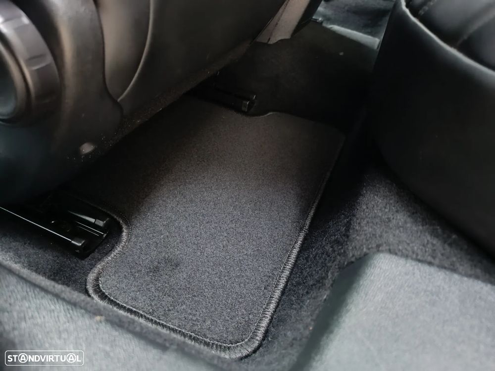 Peugeot 308 PureTech 130 EAT8 Allure - 19