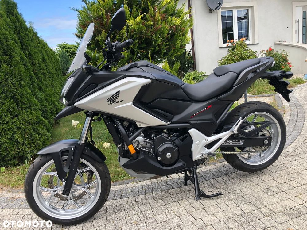 Honda NC - 8