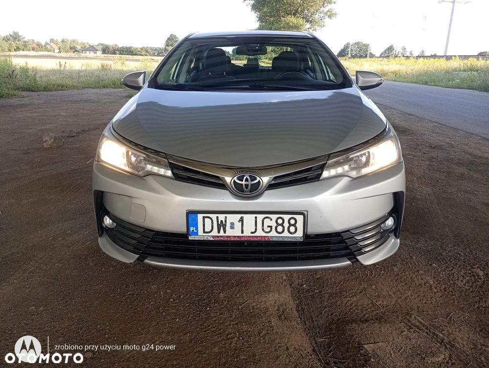 Toyota Corolla 1.6 Comfort - 8
