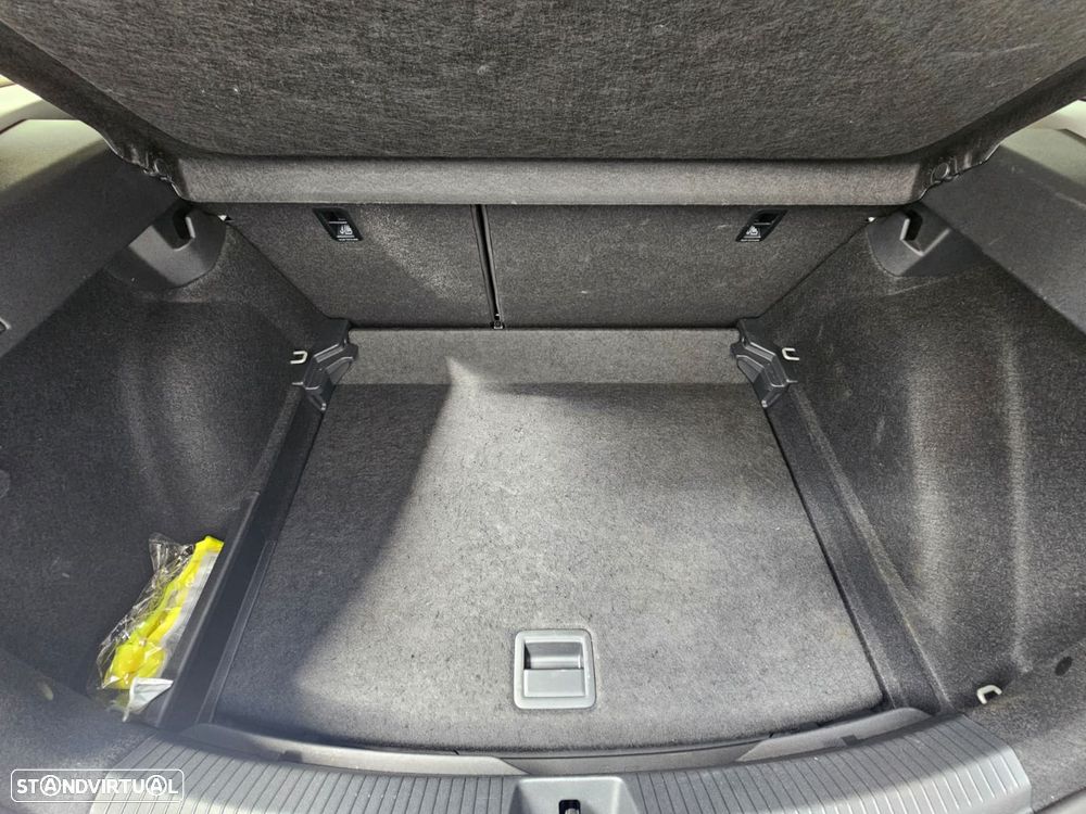VW Taigo 1.0 TSI - 8