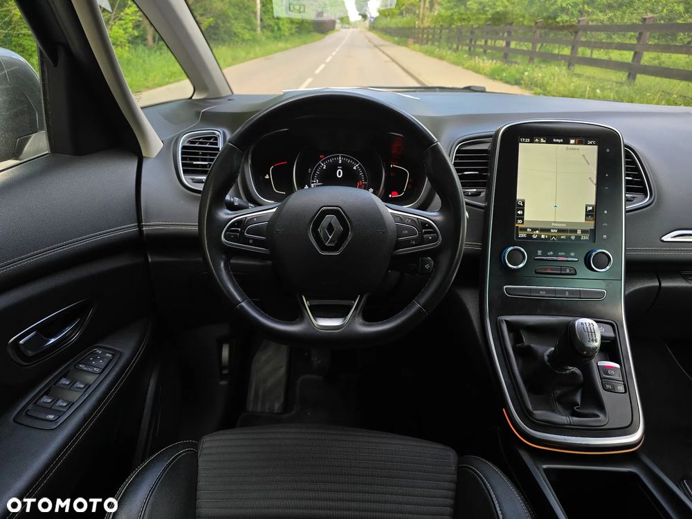 Renault Scenic - 6