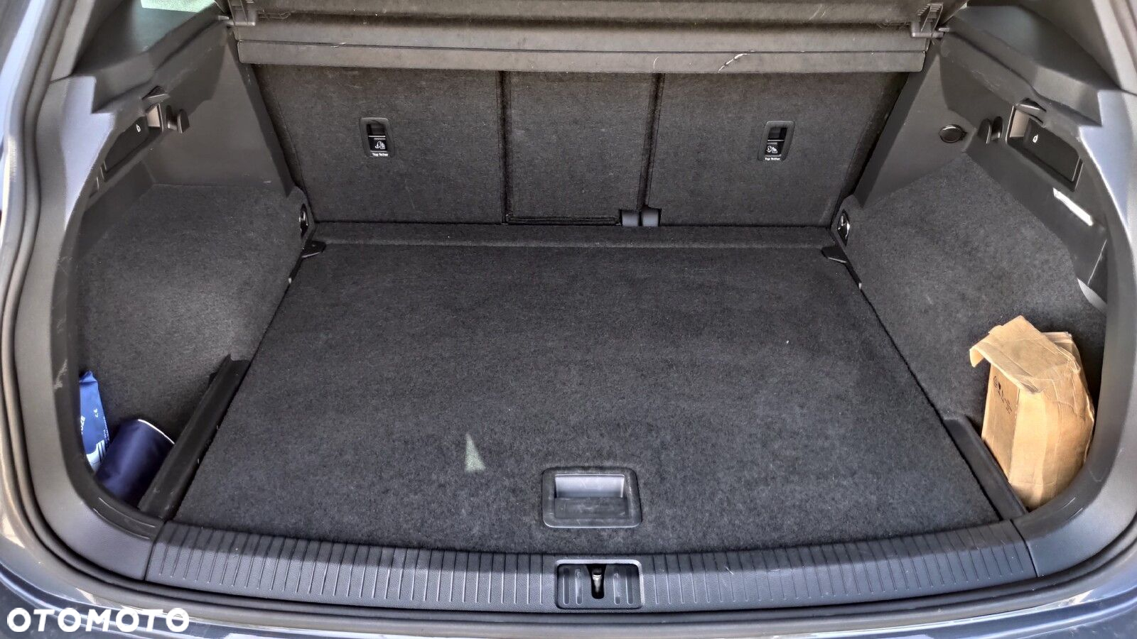 Volkswagen Tiguan - 11