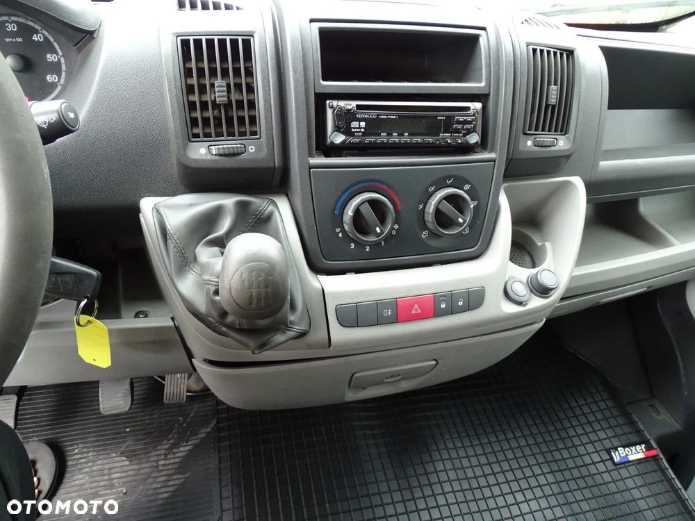 Peugeot Boxer 120 koni ,DOKA DUBEL , 7 miejsc + skrzynia 3m x 2.10m - 11