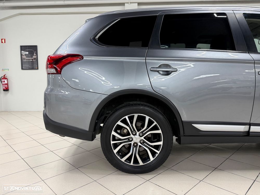 Mitsubishi Outlander 2.2 DI-D Instyle Navi - 5