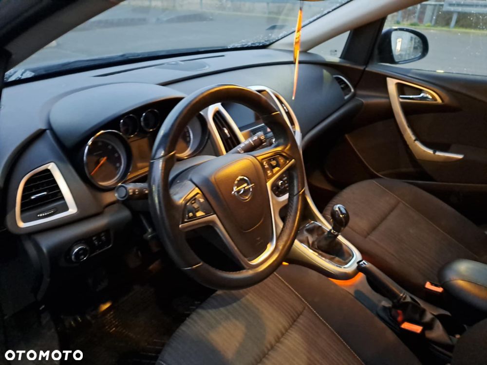 Opel Astra 1.7 CDTI Sport - 11