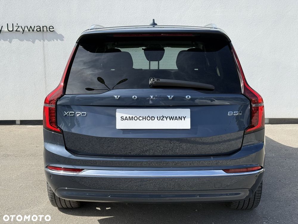 Volvo XC 90 - 8