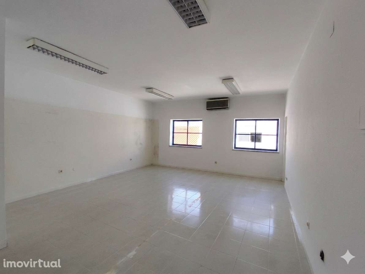 Escritório  Montjio Centro - Grande imagem: 2/10