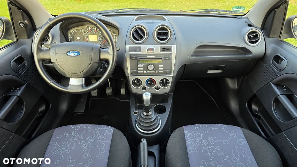 Ford Fiesta - 11