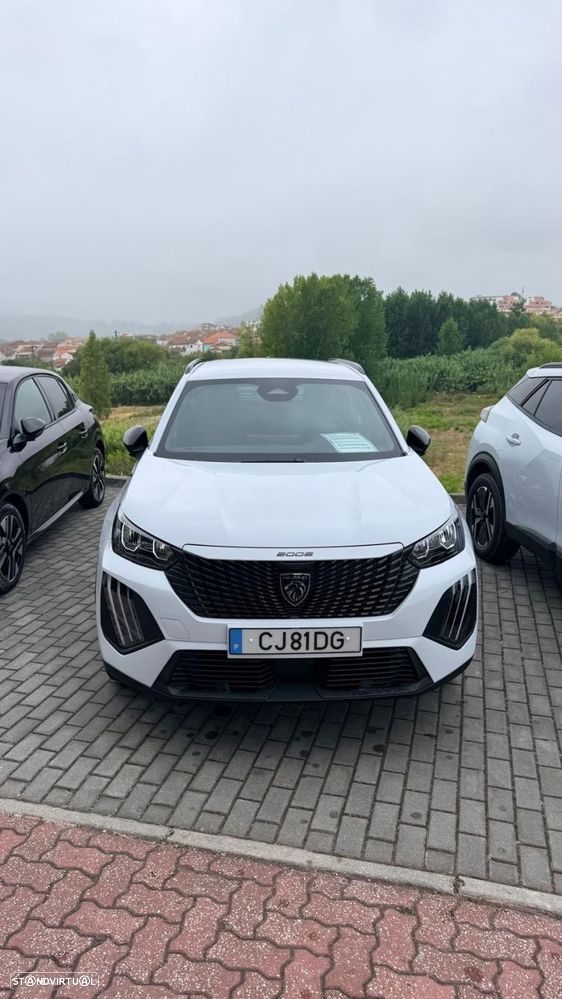 Peugeot 2008 1.2 Edition - 1