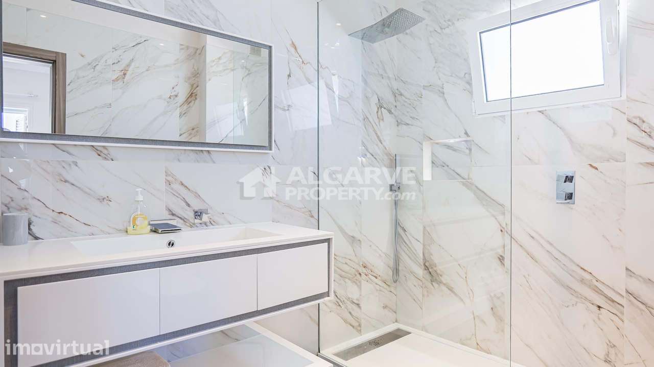 Elegante moradia tradicional V5 em Vilamoura – Vistas de golfe junto à - Grande imagem: 5/60