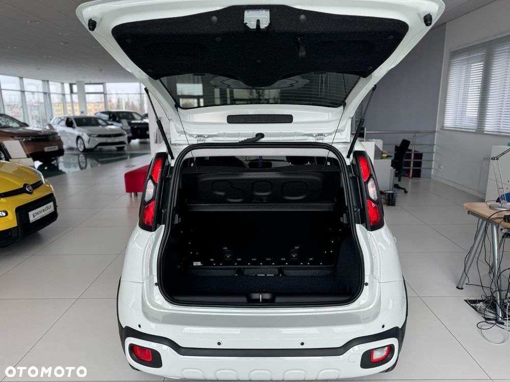 Fiat Panda 1.0 Hybrid Cross - 12