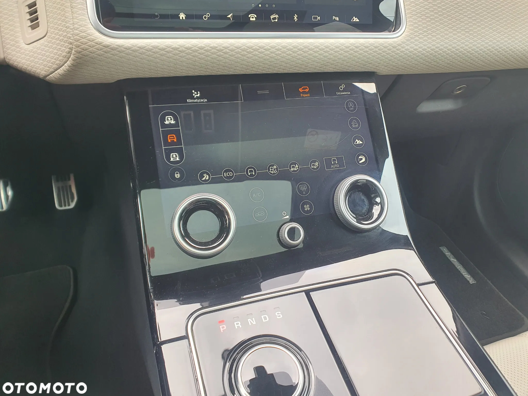 Land Rover Range Rover Velar 2.0 SD4 R-Dynamic SE - 26