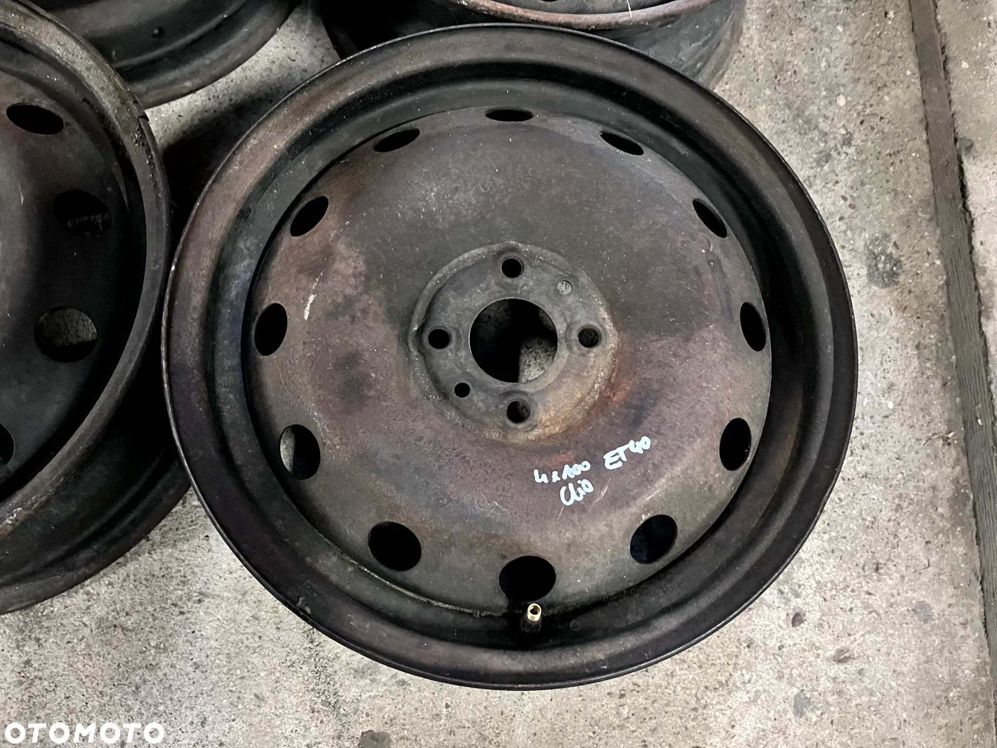 RENAULT CLIO III FELGA STALOWA 15 CALI 4X100 ET40 - 2