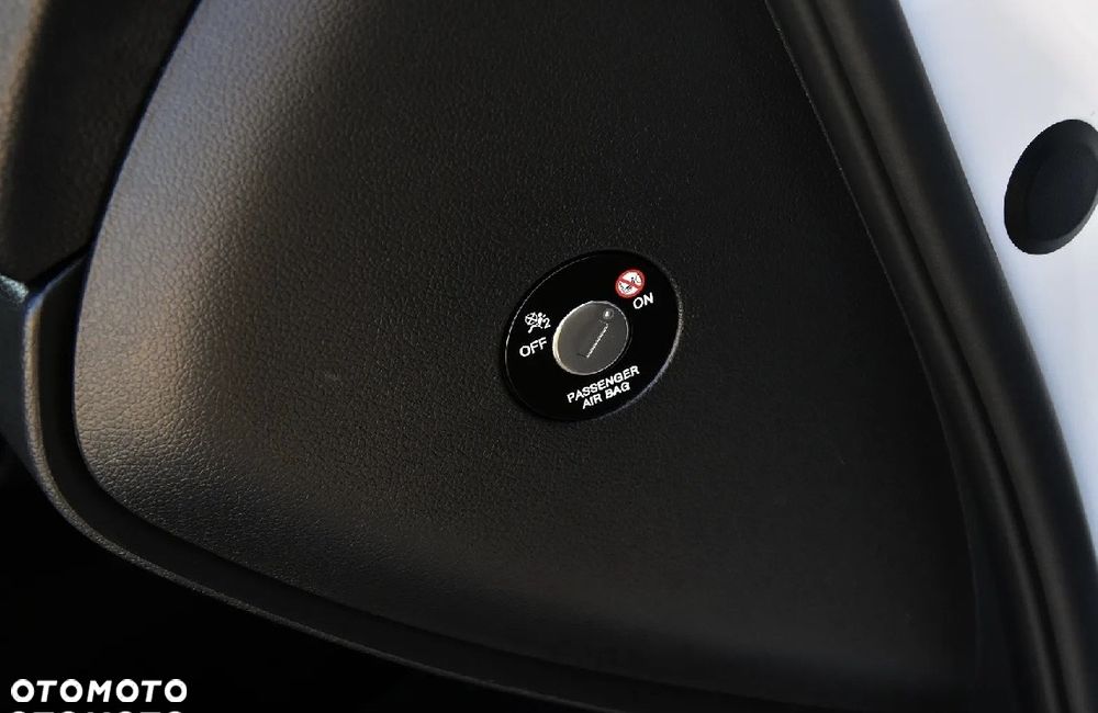Kia Ceed - 25