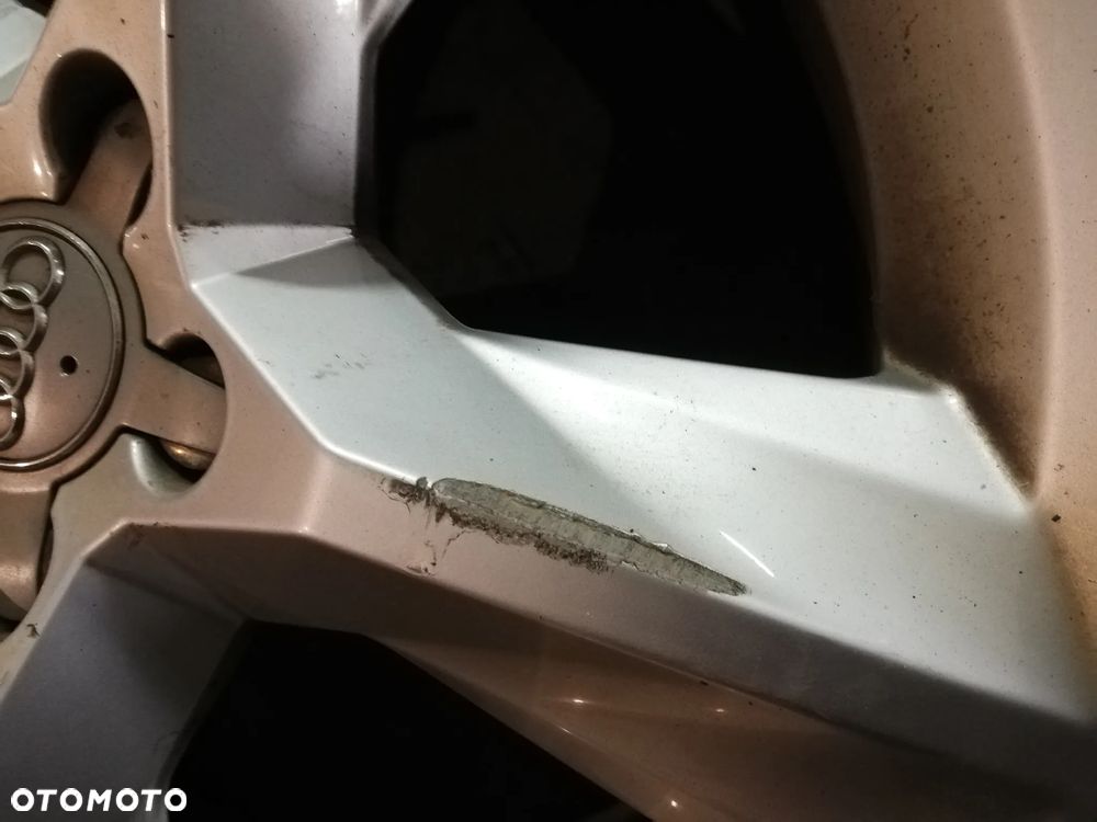 AUDI Q5 8R0 FELGI ALUFELGI OPONY 235/60 18'' 8R0601025CG 4 SZT. KOMPLET - 8