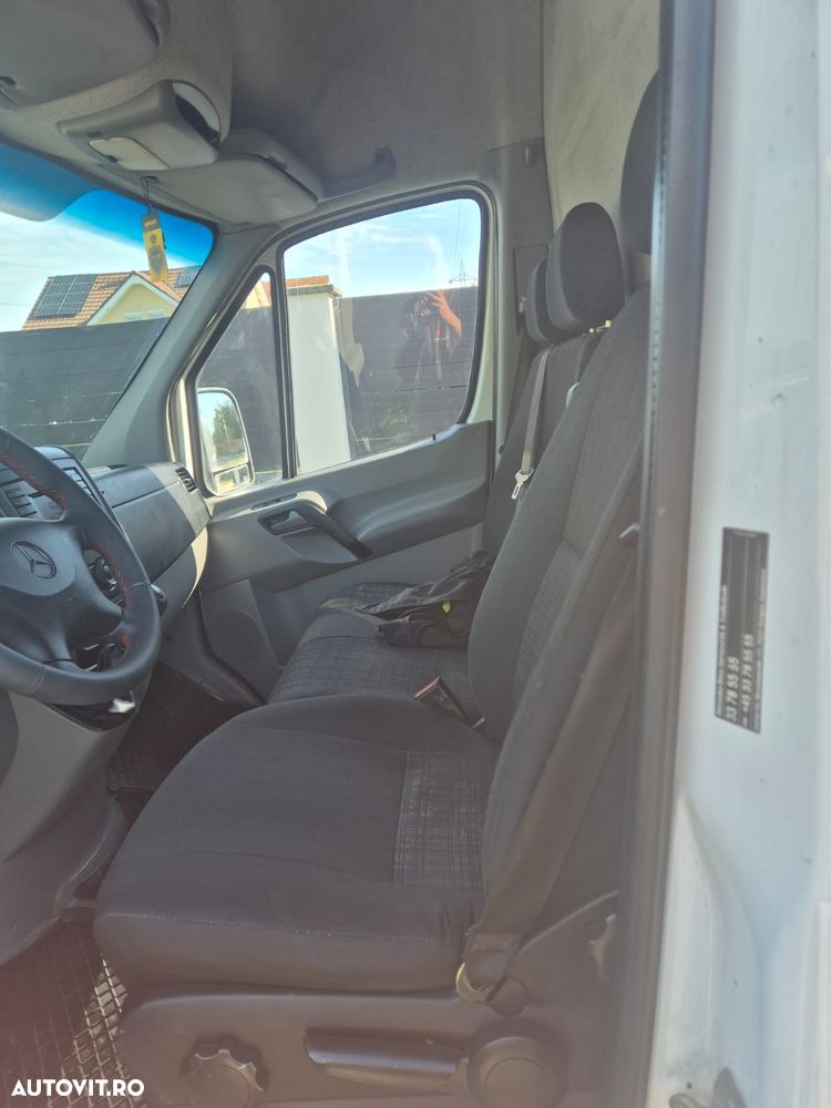 Mercedes-Benz Sprinter - 8