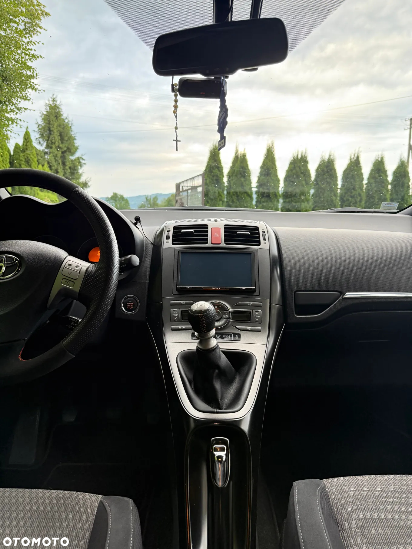 Toyota Auris 2.0 D-4D Prestige - 24