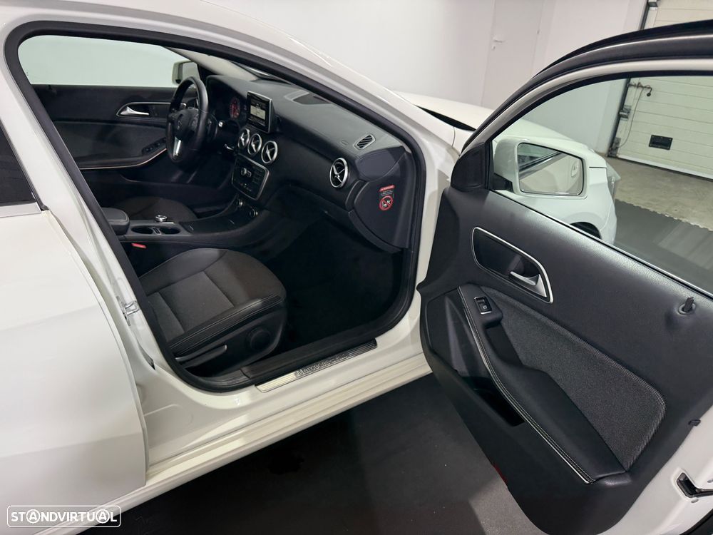 Mercedes-Benz A 180 d Urban Aut. - 14