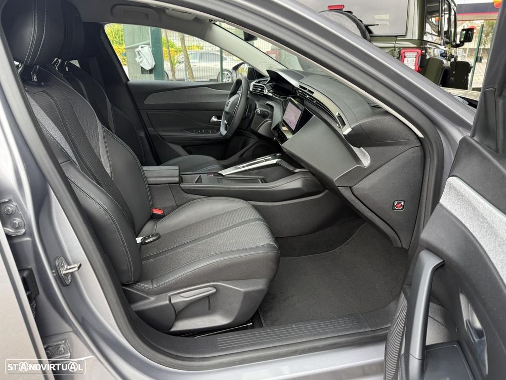 Peugeot 308 1.2 PureTech Allure EAT8 - 43