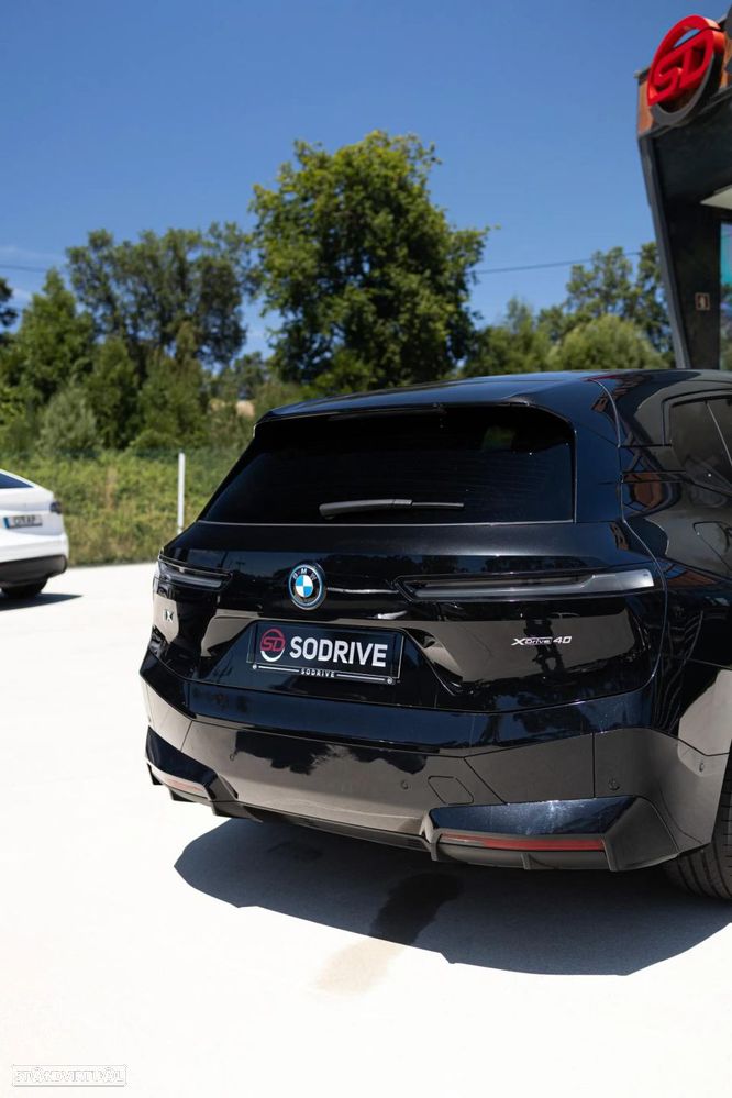 BMW iX xDrive 40 Pack Desportivo - 59