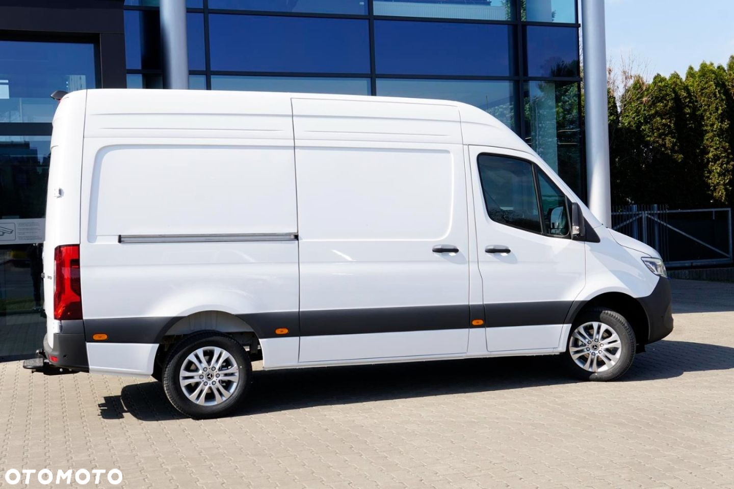 Mercedes-Benz Sprinter - 8