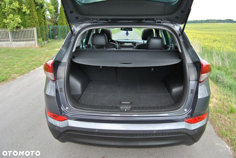 Hyundai Tucson blue 1.7 CRDi 2WD Advantage - 16