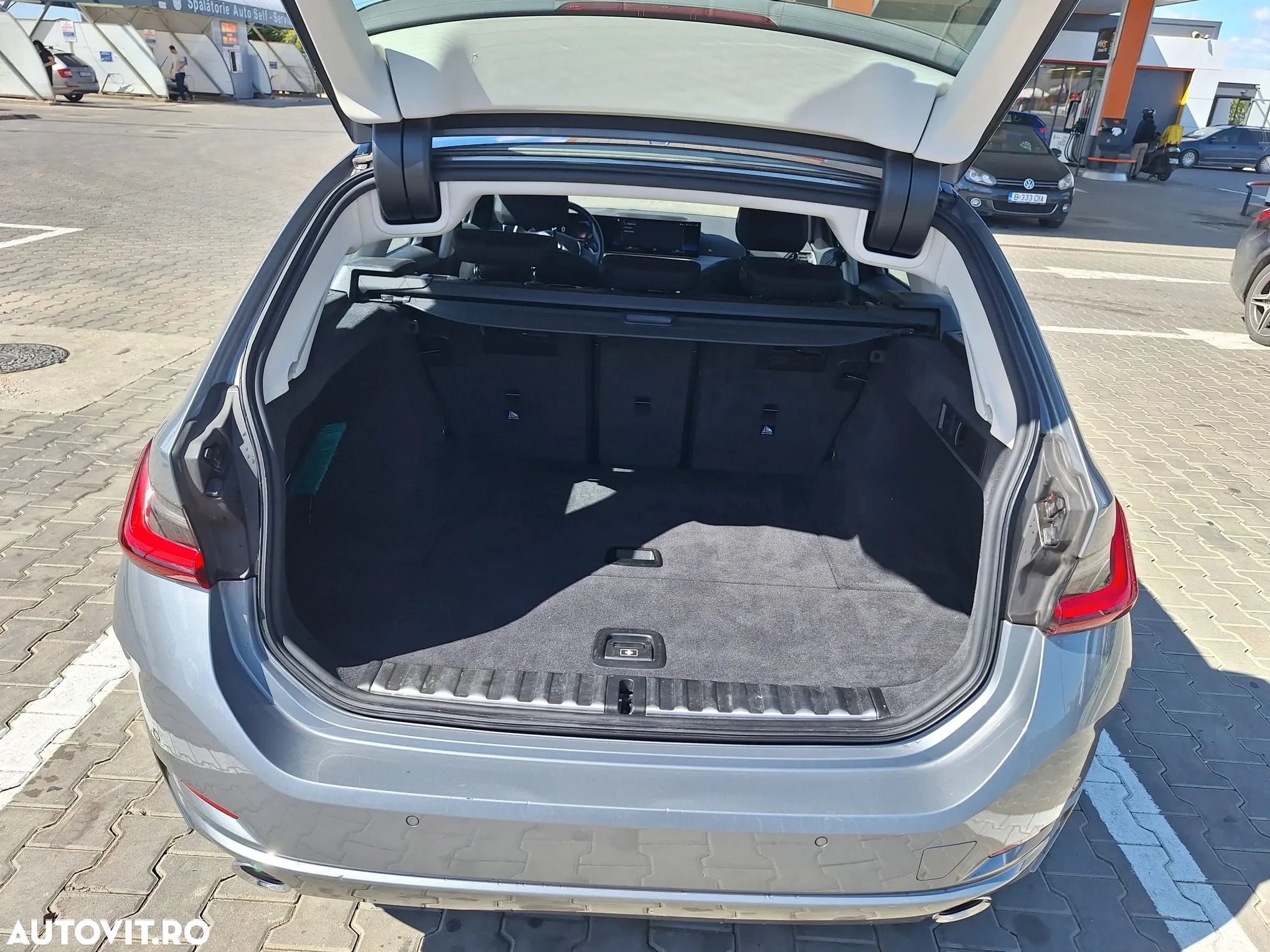 BMW Seria 3 320d xDrive AT MHEV - 20