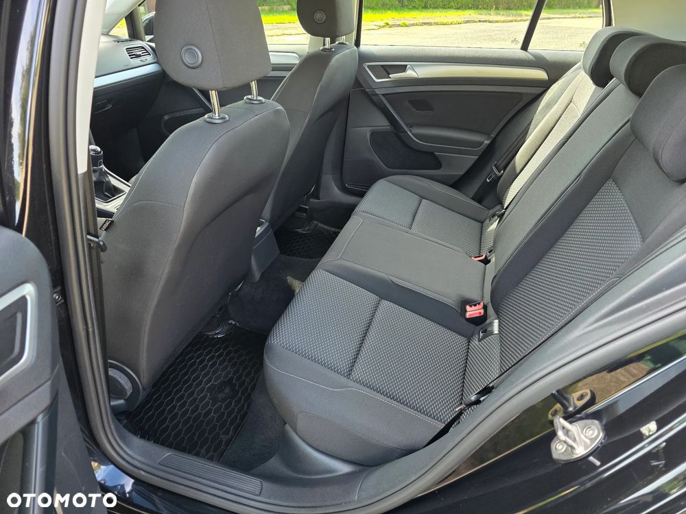 Volkswagen Golf 1.0 TSI (BlueMotion Technology) Trendline - 12