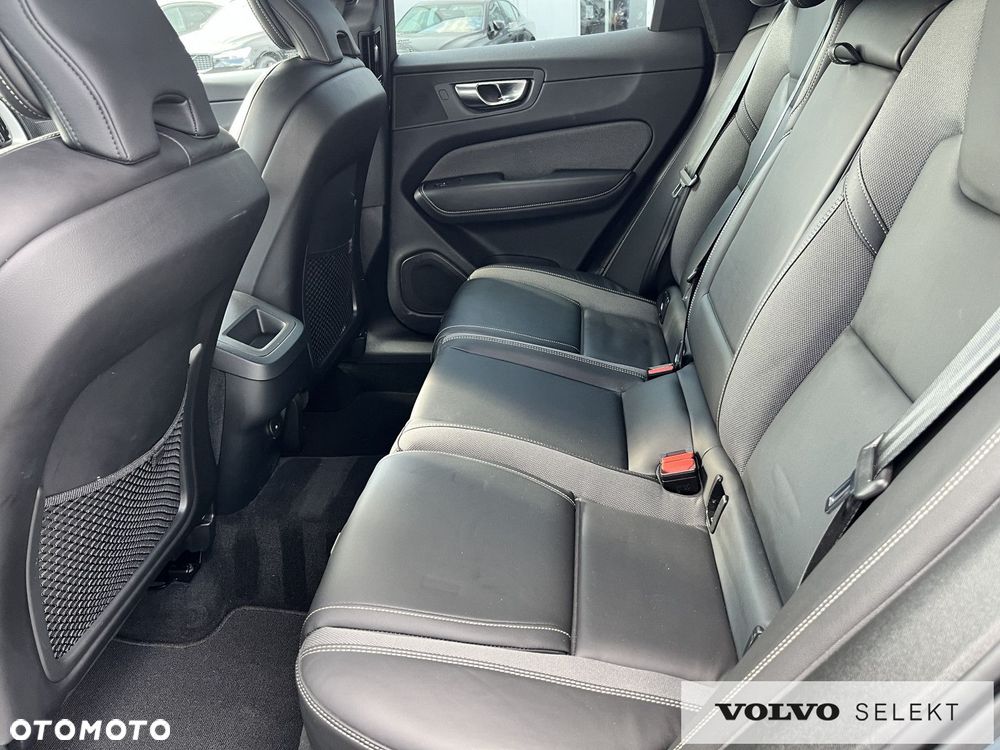 Volvo XC 60 - 30