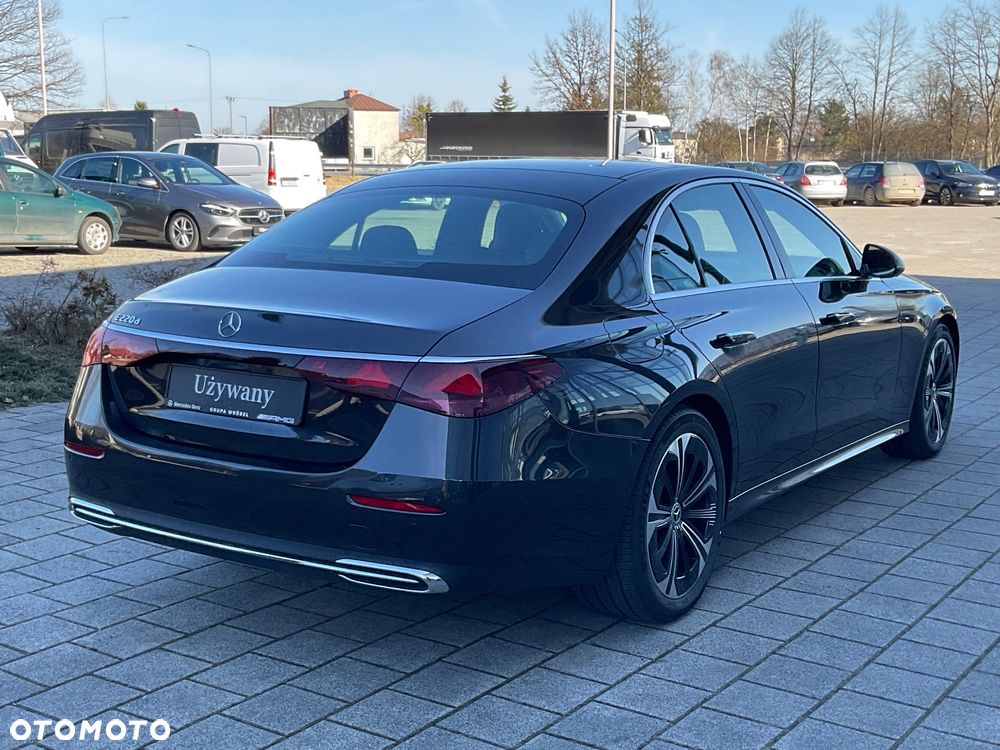 Mercedes-Benz Klasa E 220 d 9G-TRONIC Edition AVANTGARDE - 4