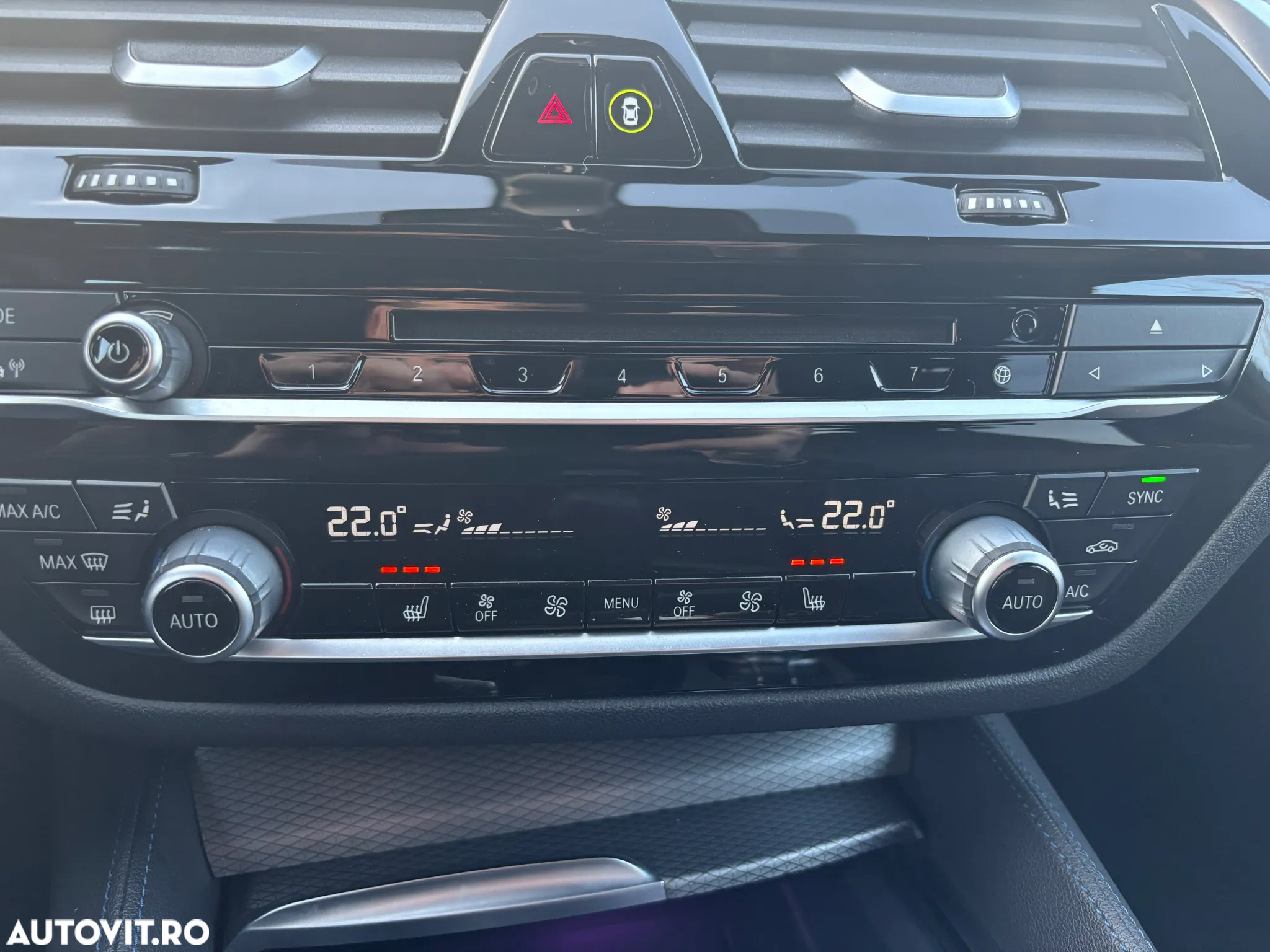 BMW Seria 5 520d xDrive AT - 2