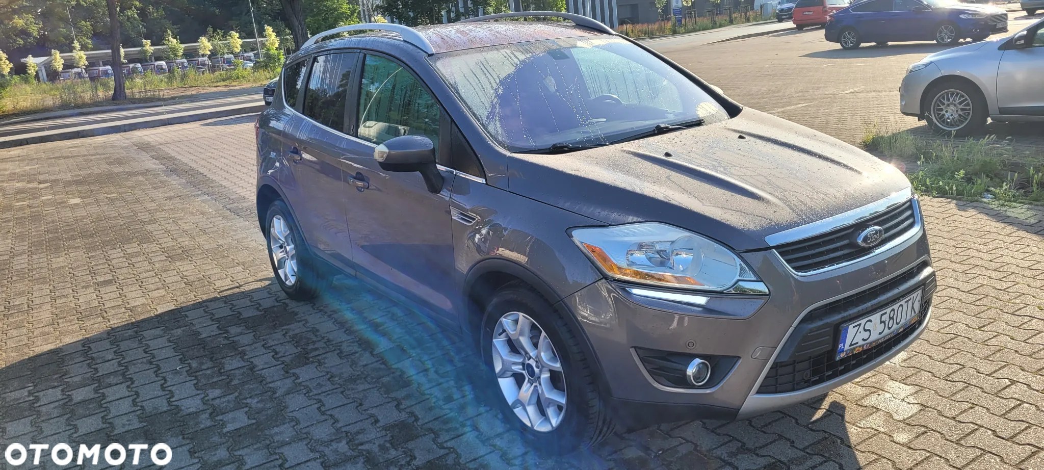 Ford Kuga - 2