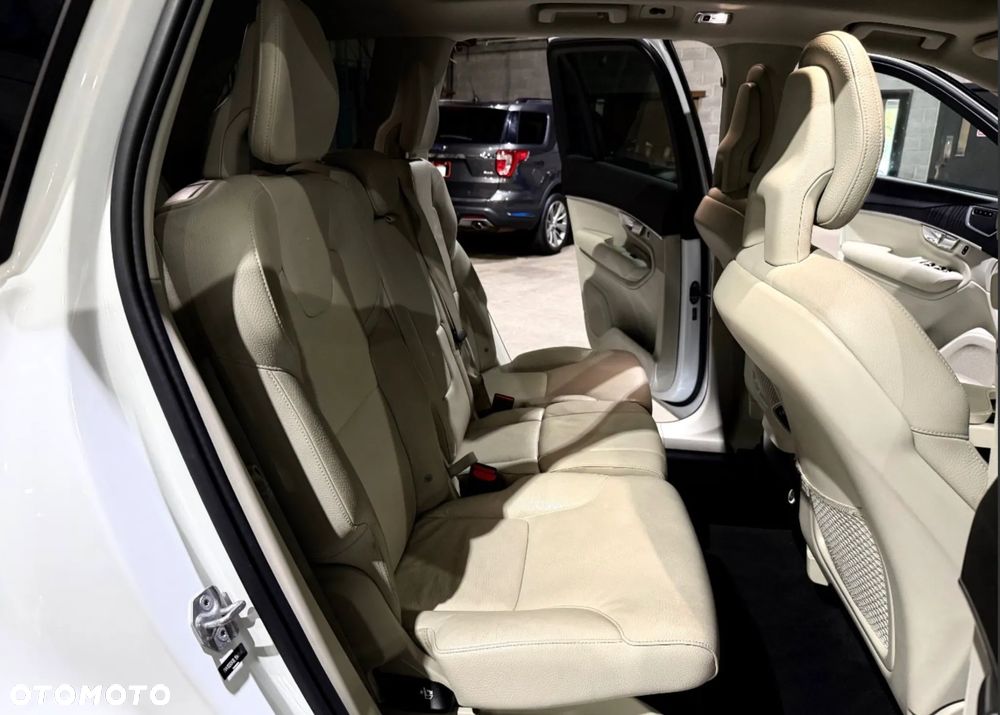 Volvo XC 90 T5 AWD Momentum 7os - 20