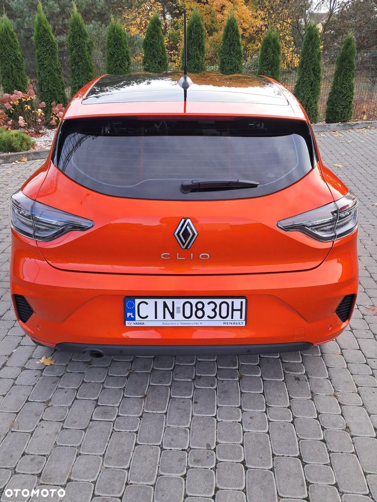 Renault Clio - 7