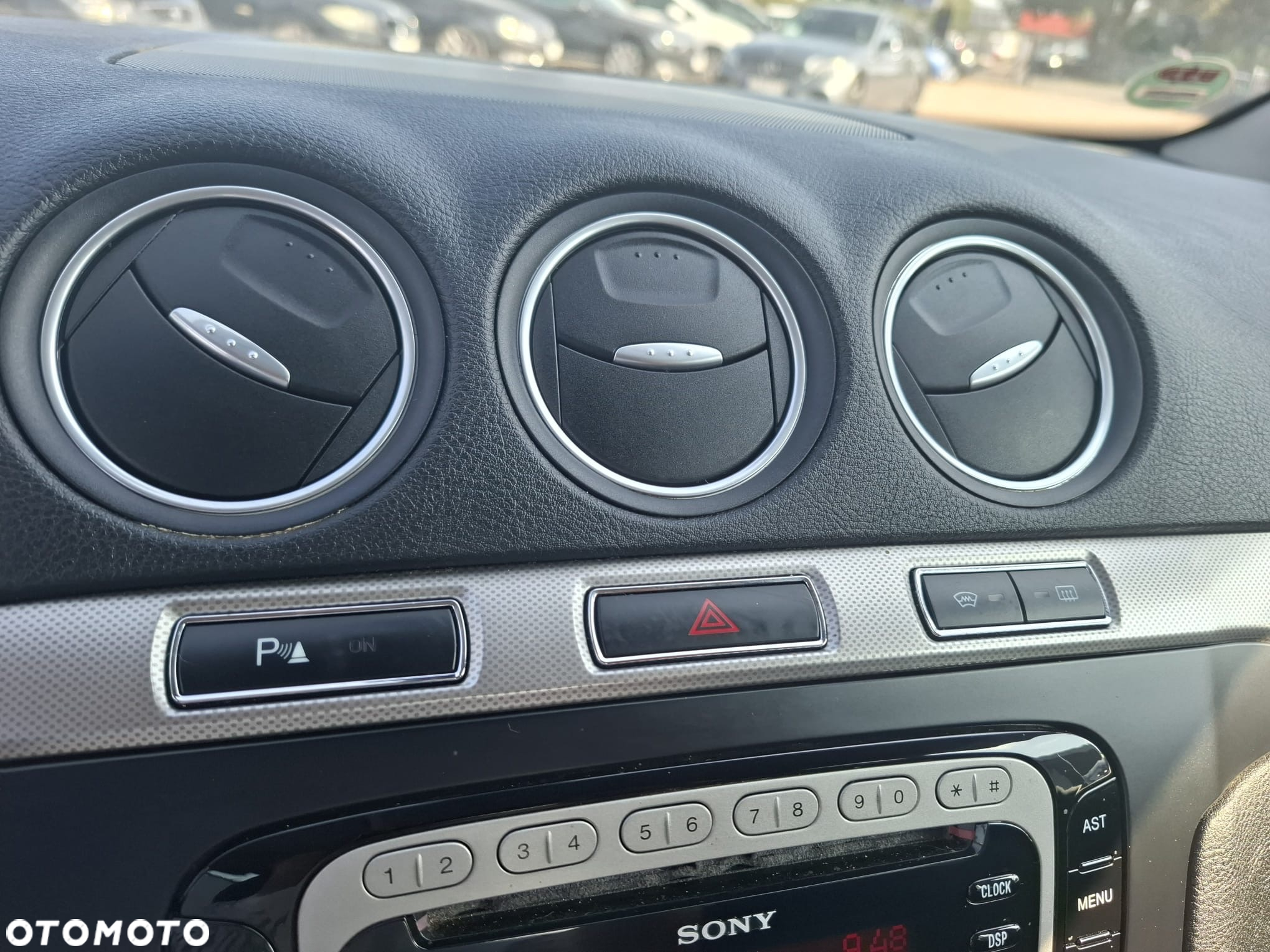 Ford Galaxy - 17