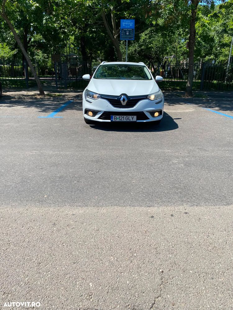 RENAULT Megane