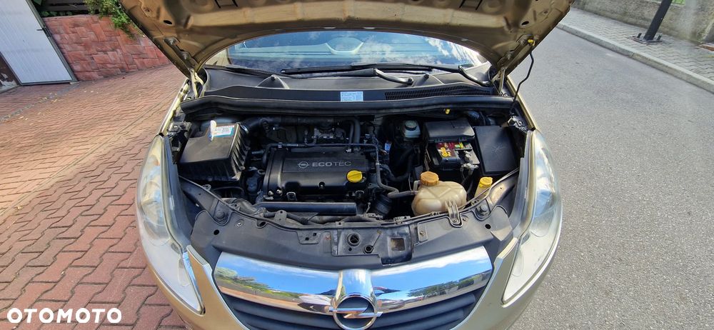 Opel Corsa 1.2 16V - 14