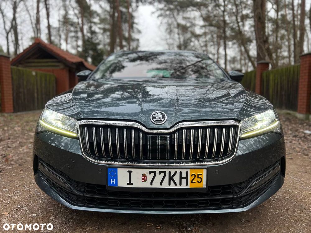 Skoda Superb 1.6 TDI Ambition DSG - 2