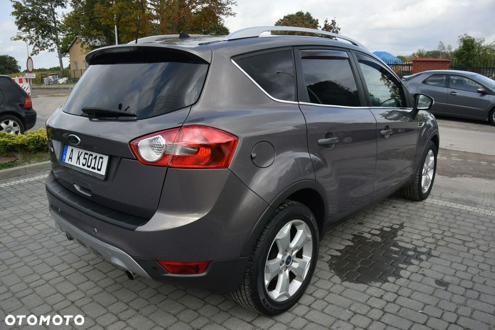 Ford Kuga 2.0 TDCi 4x4 Titanium - 12