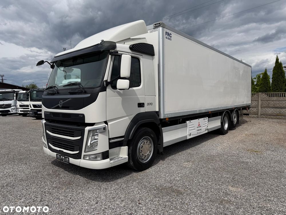 Volvo FM 370 / 6x2 / Chłodnia / Winda / - 17
